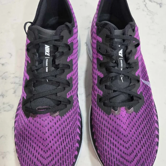 Nike Zoom Men’s SZ.13 Pegasus Turbo 2 Hyper Violet  AT2863-500 New